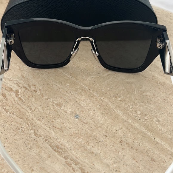 100% AUTHENTIC PRADA SYMBOLE SUNGLASSES - Picture 4 of 10